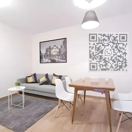 Apartamento Alesto Năvodari